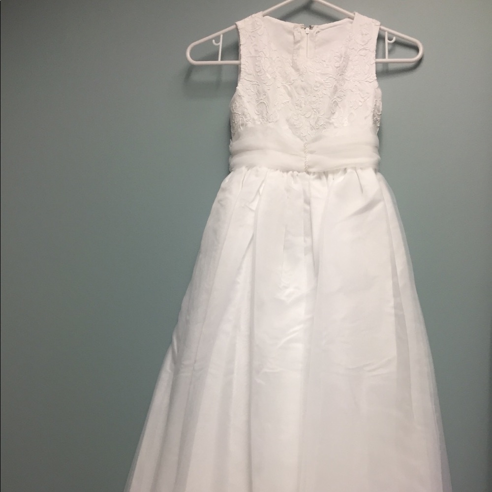 NWT Girls Formal Dress with Pearl Accents.